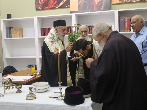 Αγιασμός για την έναρξη μαθημάτων της Σχολής Βυζαντινής και Παραδοσιακής Μουσικής της Ιεράς Μητροπόλεως στη Σύρο