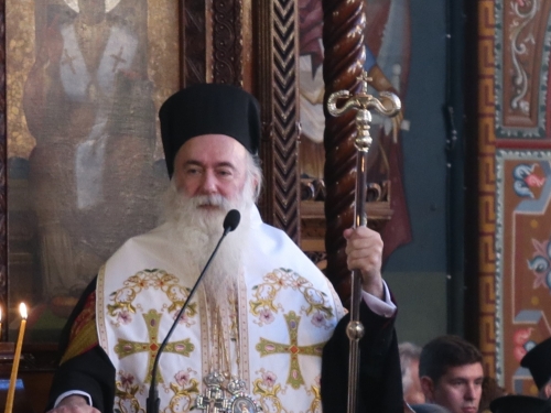 Στην ενθρόνιση του νέου Μητροπολίτου Κορίνθου κ. Παύλου 
