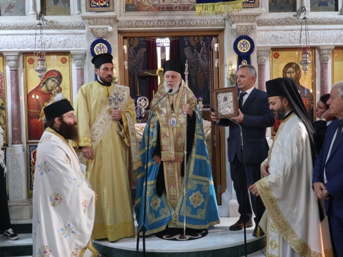 Ο Σεβασμιώτατος κ. Δωρόθεος Β’ συναντήθηκε σήμερα με τους εν Αθήναις Σεριφίους 