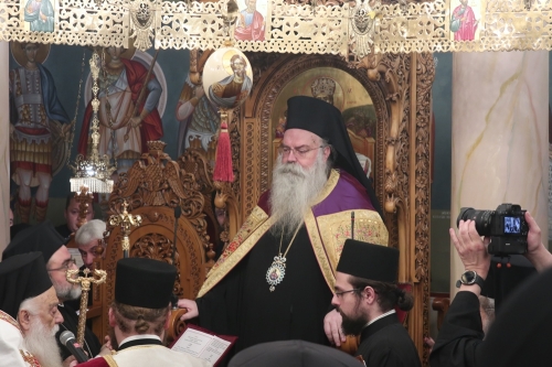 Η Ενθρόνιση του νέου Ηγουμένου της Ιεράς Μονής Παναγίας Δοβρά Βεροίας, Θεοφιλεστάτου Επισκόπου Δομενίκου κ. Αθηναγόρου