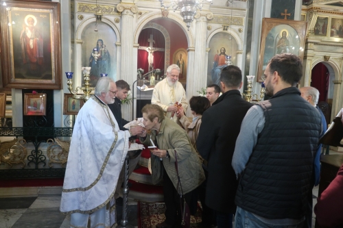 Η Αρχιερατική Θεία Λειτουργία της Μεγάλης Πέμπτης στον Ιερό Ναό Αγίου Ιωάννου Ποσειδωνίας Σύρου