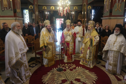 Τρισαρχιερατική Θεία Λειτουργία στον Μητροπολιτικό Ναό Λαγκαδά 