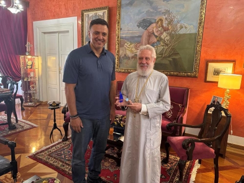 Ο  Υπουργός Ναυτιλίας και Νησιωτικής Πολιτικής κ. Βασιλ. Κικίλιας στον Σεβασμιώτατο κ. Δωρόθεο Β’ 