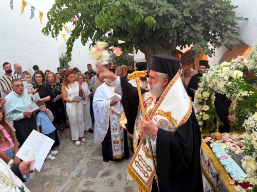 Των Φαράσων ο γόνος, του Άθωνος κλέϊσμα και των απ᾿ αιώνος Οσίων, μιμητής και ισότιμος, Παΐσιος ο Όσιος, τιμάται στην Ιερά Μονή Παναγίας Τουρλιανής 